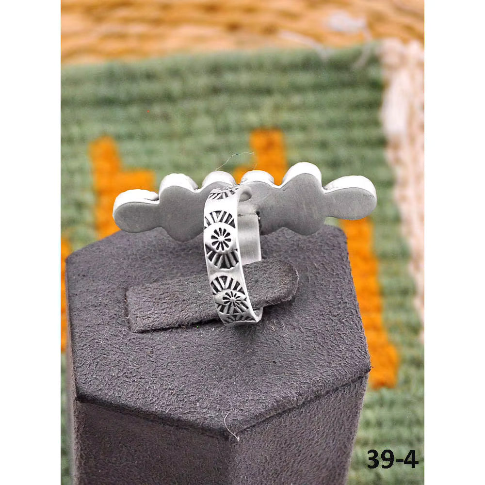 Cowgirl's Kiss Ring