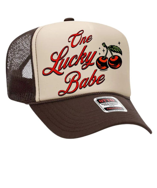 Lucky babe Trucker